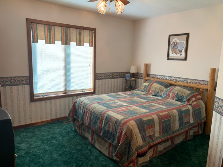 Moundridge, Kansas Bed and Breakfast Moundridge, Kansas B&B