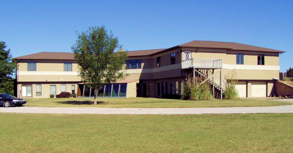 Underhill Farms Country Inn Bed and Breakfast - Moundridge KS near Wichita
